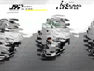 Used 2024 Nissan Versa SV image 1
