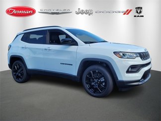 New 2025 Jeep Compass Latitude image 1
