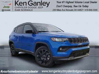 New 2023 Jeep Compass Altitude image 1