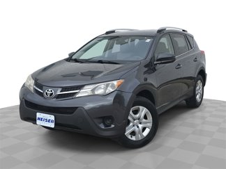Used 2015 Toyota RAV4 LE video 1