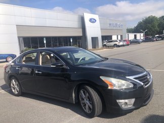 Used 2013 Nissan Altima 2.5 SL w/ Technology Pkg image 1