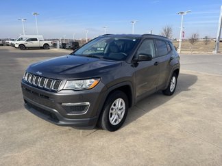 Used 2018 Jeep Compass Sport image 1