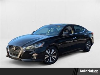 Used 2019 Nissan Altima 2.5 SV image 1