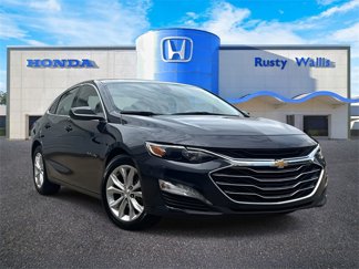 Used 2022 Chevrolet Malibu LT image 1