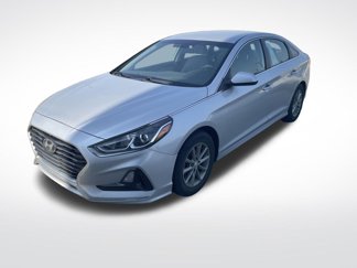 Used 2018 Hyundai Sonata SE image 1