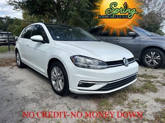 Used 2018 Volkswagen Golf SE image 1