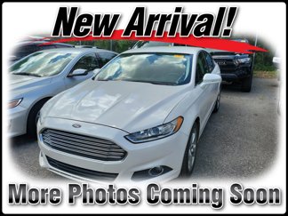 Used 2013 Ford Fusion SE image 1