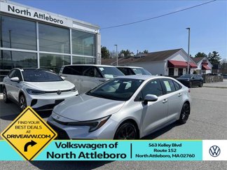 Used 2024 Toyota Corolla SE image 1