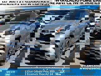 Used 2021 Toyota Highlander XLE image 1