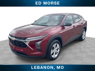Used 2025 Chevrolet Trax LS image 1