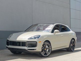 Used 2022 Porsche Cayenne Turbo image 1