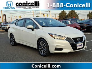 Used 2022 Nissan Versa SV image 1