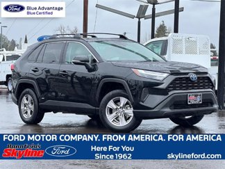 Used 2022 Toyota RAV4 XLE image 1