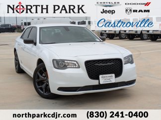 Used 2023 Chrysler 300 Touring w/ Sport Appearance Package image 1