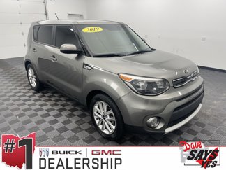 Used 2019 Kia Soul + image 1
