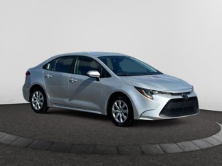 Used 2022 Toyota Corolla LE image 1