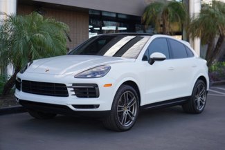 Used 2022 Porsche Cayenne Coupe w/ Towing Package w/o Tow Ball image 1