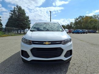 Used 2022 Chevrolet Trax LS w/ Tint and Cruise Package video 2