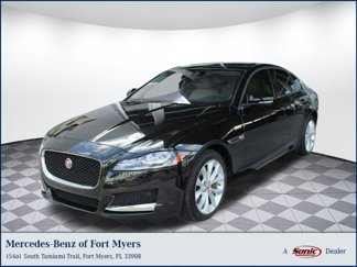 Used 2018 Jaguar XF Premium image 1