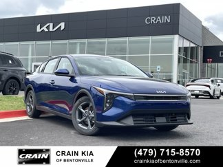 New 2025 Kia K4 LXS image 1