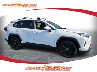 Used 2021 Toyota RAV4 XLE w/ Convenience Package image 1