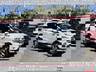 Used 2018 Ford Escape SE image 1