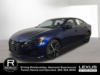 Used 2023 Nissan Altima 2.5 SR image 1