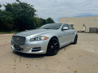 Used 2015 Jaguar XJ image 1