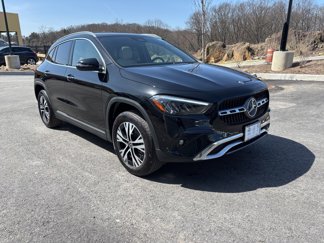 Used 2025 Mercedes-Benz GLA 250 4MATIC image 1