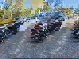 Used 2017 Toyota RAV4 XLE image 1