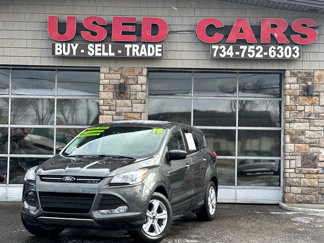 Used 2016 Ford Escape SE image 1