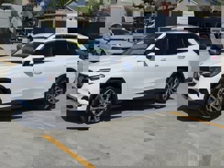New 2025 Mercedes-Benz GLC 300 4MATIC image 1