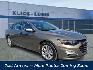 Used 2020 Chevrolet Malibu LT image 1