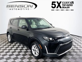 Used 2023 Kia Soul LX w/ LX Technology Package image 1