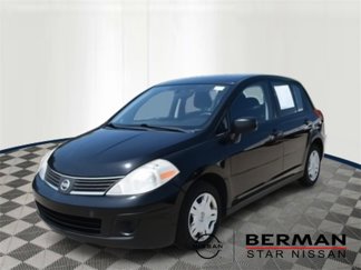Used 2011 Nissan Versa 1.8 S image 1
