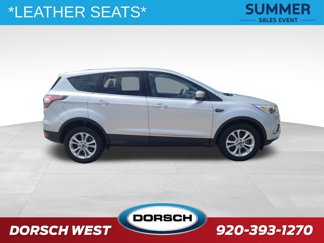 Used 2017 Ford Escape SE image 1