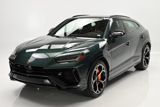 Used 2023 Lamborghini Urus S image 1