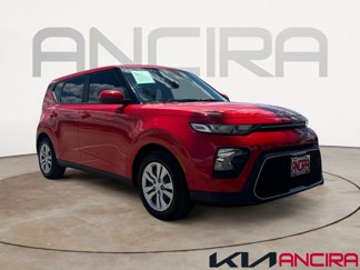 Used 2022 Kia Soul LX image 1