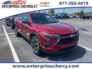 Used 2025 Chevrolet Trax RS image 1