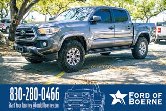 Used 2017 Toyota Tacoma SR5 image 1