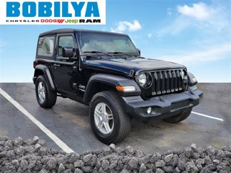 Used 2020 Jeep Wrangler Sport video 2