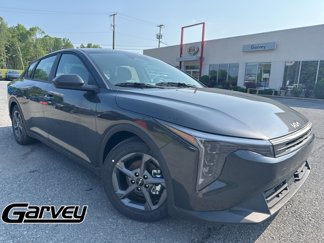 New 2025 Kia K4 LXS image 1