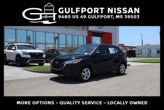 New 2025 Nissan Kicks Play S image 1