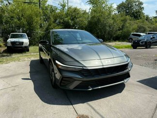 Used 2025 Hyundai Elantra Sport image 1