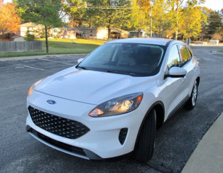 Used 2021 Ford Escape SE image 1