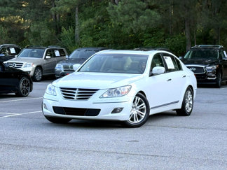Used 2011 Hyundai Genesis 4.6 image 1