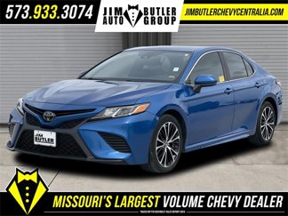 Used 2019 Toyota Camry SE image 1