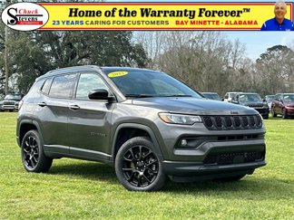 Used 2023 Jeep Compass Altitude image 1