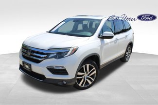 Used 2016 Honda Pilot Touring image 1