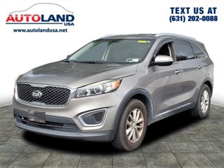 Used 2017 Kia Sorento LX w/ LX Convenience Package image 1